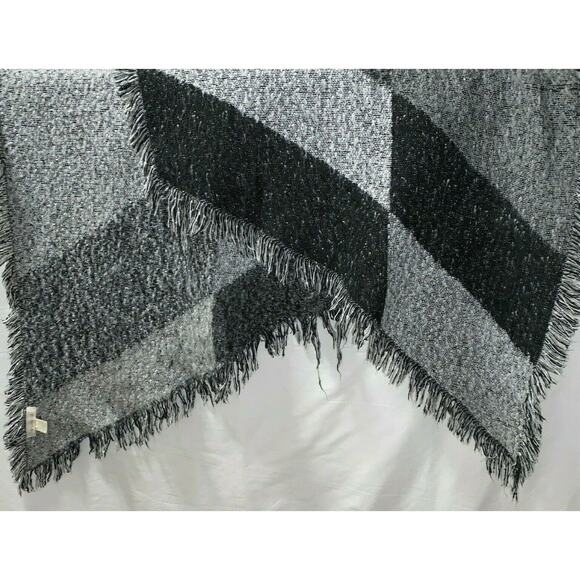 Francesca’s Women Accessories Oversized Scarf Black/Grey Fringe - Picture 1 of 7
